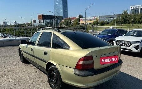 Opel Vectra B рестайлинг, 1996 год, 95 000 рублей, 3 фотография
