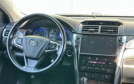 Toyota Camry, 2016 год, 2 070 000 рублей, 14 фотография