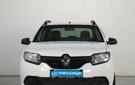 Renault Logan II, 2018 год, 779 000 рублей, 2 фотография