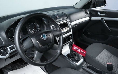Skoda Octavia, 2010 год, 869 000 рублей, 9 фотография