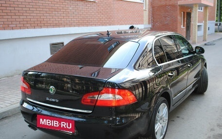 Skoda Superb III рестайлинг, 2010 год, 640 000 рублей, 4 фотография