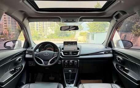 Toyota Yaris XP150 рестайлинг, 2022 год, 1 033 000 рублей, 7 фотография