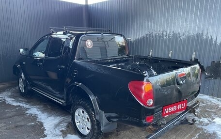 Mitsubishi L200 IV рестайлинг, 2013 год, 1 200 000 рублей, 3 фотография