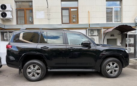 Toyota Land Cruiser, 2022 год, 11 000 000 рублей, 3 фотография