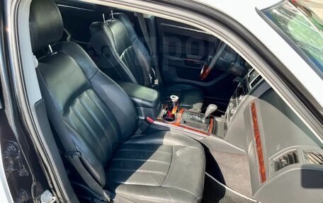 Chrysler 300C II, 2008 год, 1 000 000 рублей, 8 фотография