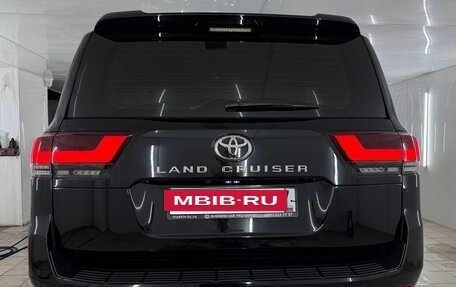 Toyota Land Cruiser, 2022 год, 11 000 000 рублей, 2 фотография