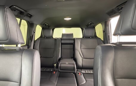 Toyota Land Cruiser, 2022 год, 11 000 000 рублей, 7 фотография