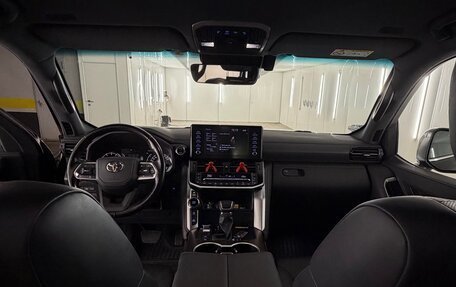 Toyota Land Cruiser, 2022 год, 11 000 000 рублей, 5 фотография