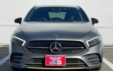 Mercedes-Benz A-Класс, 2019 год, 1 270 007 рублей, 2 фотография