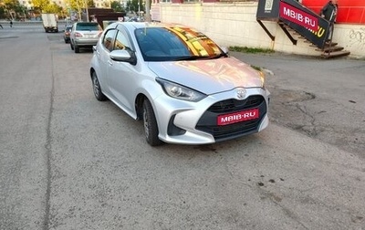Toyota Yaris, 2021 год, 975 000 рублей, 1 фотография