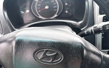 Hyundai Tucson III, 2005 год, 800 000 рублей, 2 фотография