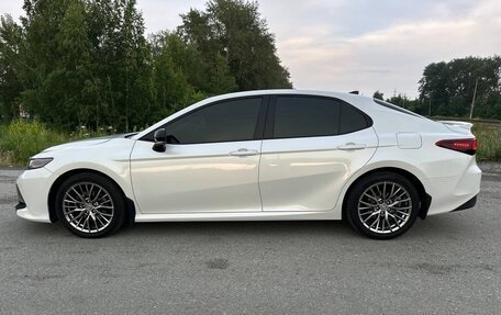 Toyota Camry, 2018 год, 2 999 900 рублей, 2 фотография