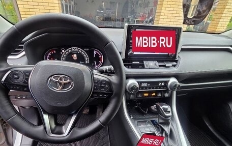 Toyota RAV4, 2019 год, 3 150 000 рублей, 5 фотография