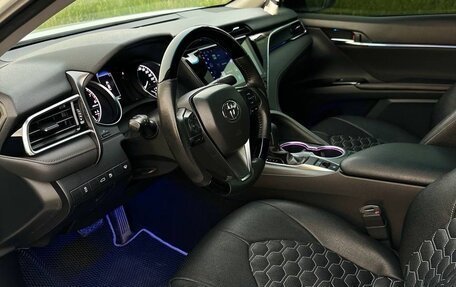 Toyota Camry, 2018 год, 2 999 900 рублей, 17 фотография