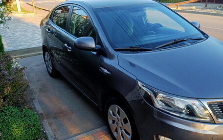 KIA Rio III рестайлинг, 2015 год, 950 000 рублей, 2 фотография