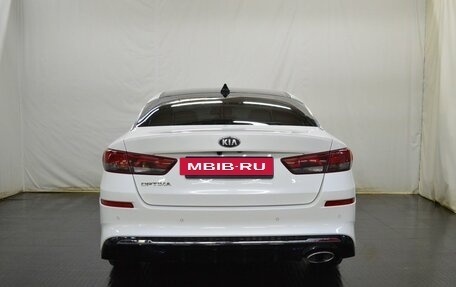 KIA Optima IV, 2018 год, 1 300 000 рублей, 6 фотография