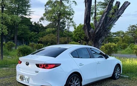 Mazda 3, 2022 год, 1 480 000 рублей, 4 фотография