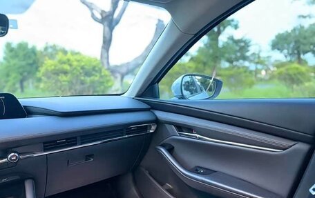 Mazda 3, 2022 год, 1 480 000 рублей, 17 фотография