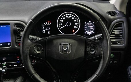 Honda Vezel, 2014 год, 1 450 000 рублей, 18 фотография