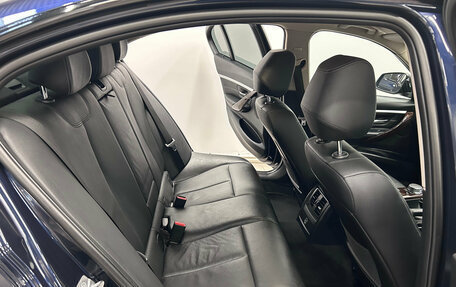 BMW 3 серия, 2017 год, 1 599 000 рублей, 10 фотография