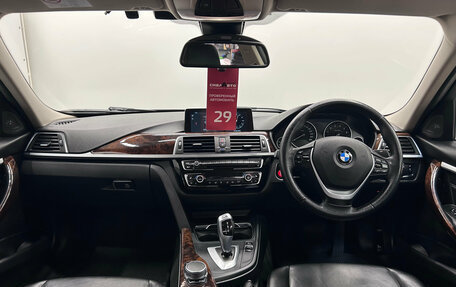 BMW 3 серия, 2017 год, 1 599 000 рублей, 12 фотография