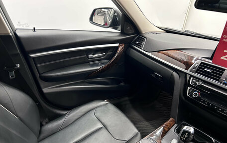 BMW 3 серия, 2017 год, 1 599 000 рублей, 18 фотография