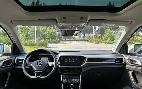 Volkswagen T-Cross I, 2022 год, 1 187 000 рублей, 9 фотография