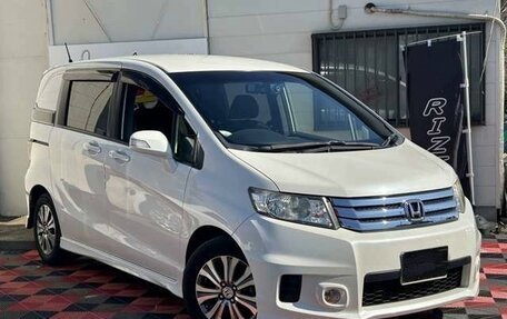 Honda Freed I, 2016 год, 829 000 рублей, 3 фотография