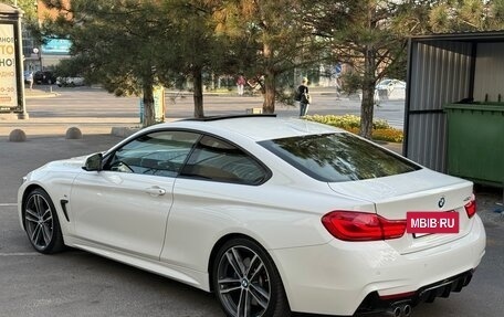 BMW 4 серия, 2018 год, 3 300 000 рублей, 11 фотография