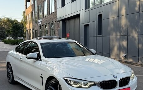 BMW 4 серия, 2018 год, 3 300 000 рублей, 19 фотография