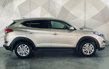 Hyundai Tucson III, 2018 год, 2 050 000 рублей, 7 фотография