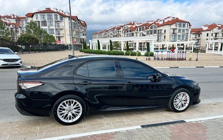 Toyota Camry, 2019 год, 3 050 000 рублей, 2 фотография