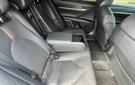 Toyota Camry, 2019 год, 3 050 000 рублей, 13 фотография