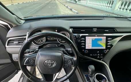 Toyota Camry, 2019 год, 3 050 000 рублей, 8 фотография