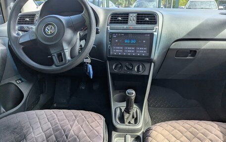 Volkswagen Polo VI (EU Market), 2011 год, 510 000 рублей, 11 фотография