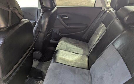 Volkswagen Polo VI (EU Market), 2011 год, 510 000 рублей, 22 фотография