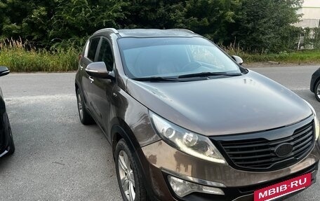 KIA Sportage III, 2011 год, 980 000 рублей, 2 фотография