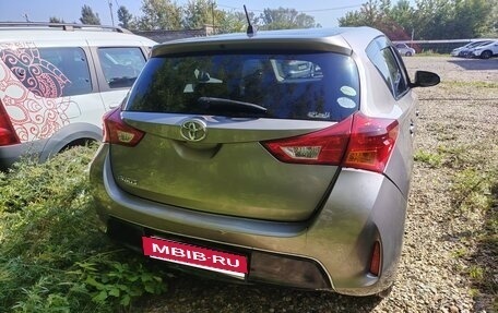 Toyota Auris II, 2013 год, 1 200 000 рублей, 7 фотография