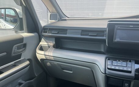 Honda Stepwgn IV, 2018 год, 1 720 000 рублей, 19 фотография