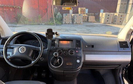 Volkswagen Multivan T5, 2004 год, 1 100 000 рублей, 9 фотография