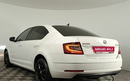 Skoda Octavia, 2017 год, 1 540 000 рублей, 5 фотография