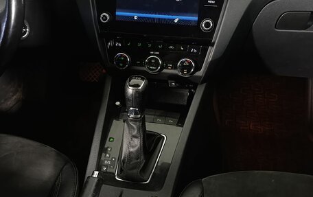 Skoda Octavia, 2017 год, 1 540 000 рублей, 14 фотография