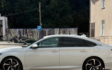 Honda Accord IX рестайлинг, 2018 год, 1 970 000 рублей, 4 фотография