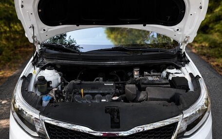KIA Rio III рестайлинг, 2017 год, 1 040 000 рублей, 2 фотография