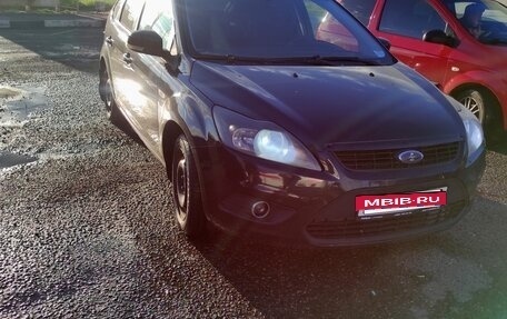 Ford Focus II рестайлинг, 2010 год, 450 000 рублей, 2 фотография