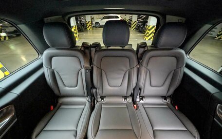 Mercedes-Benz V-Класс, 2026 год, 14 490 000 рублей, 3 фотография