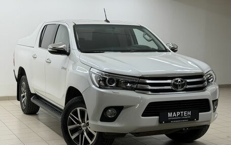 Toyota Hilux VIII, 2017 год, 3 850 000 рублей, 3 фотография