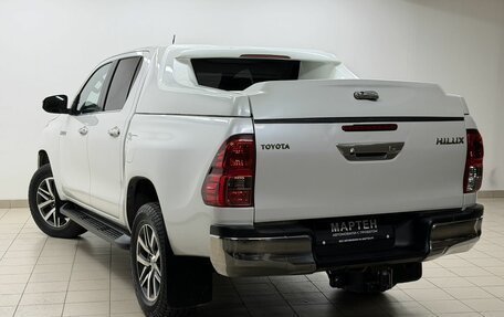 Toyota Hilux VIII, 2017 год, 3 850 000 рублей, 5 фотография