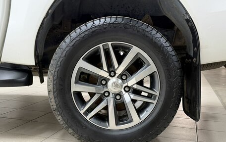 Toyota Hilux VIII, 2017 год, 3 850 000 рублей, 18 фотография