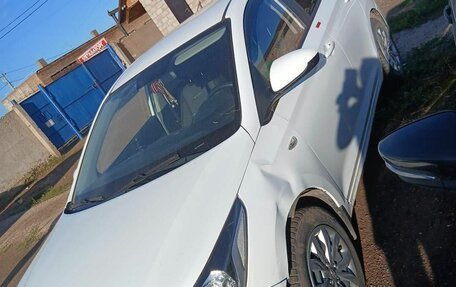 Hyundai Solaris II рестайлинг, 2017 год, 934 000 рублей, 2 фотография